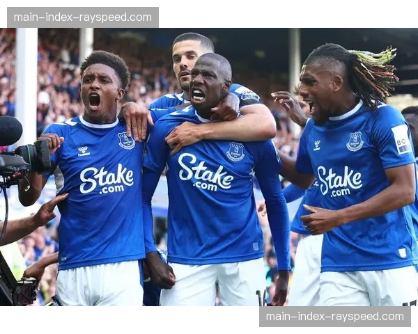 保级关键战前瞻：埃弗顿对阵诺丁汉森林，输球一方将深陷降级区